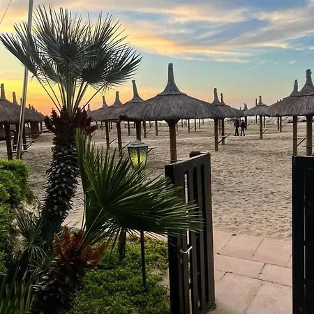 Lägenhet A Due Passi Dal Mare