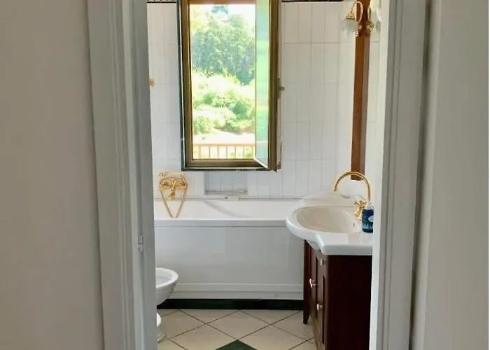 A Due Passi Dal Mare *